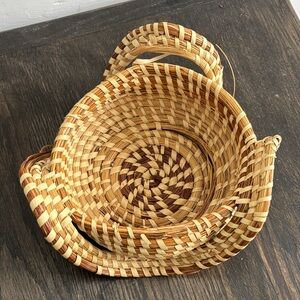 Sweetgrass Gullah SC woven basket w/ 3 curved handles, tan/ brown tones
